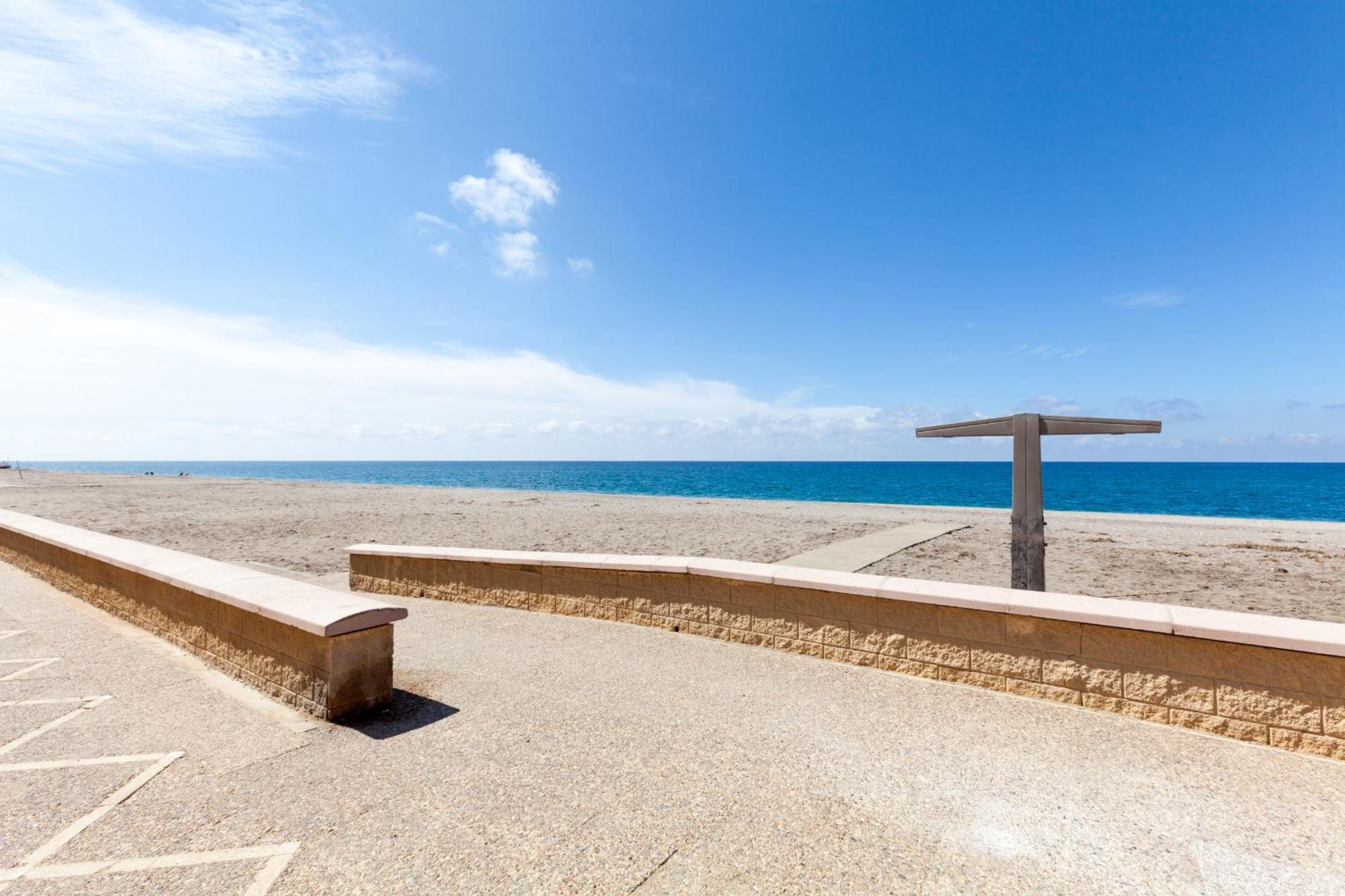 Con Terraza Y Piscina * Cabo De Gata