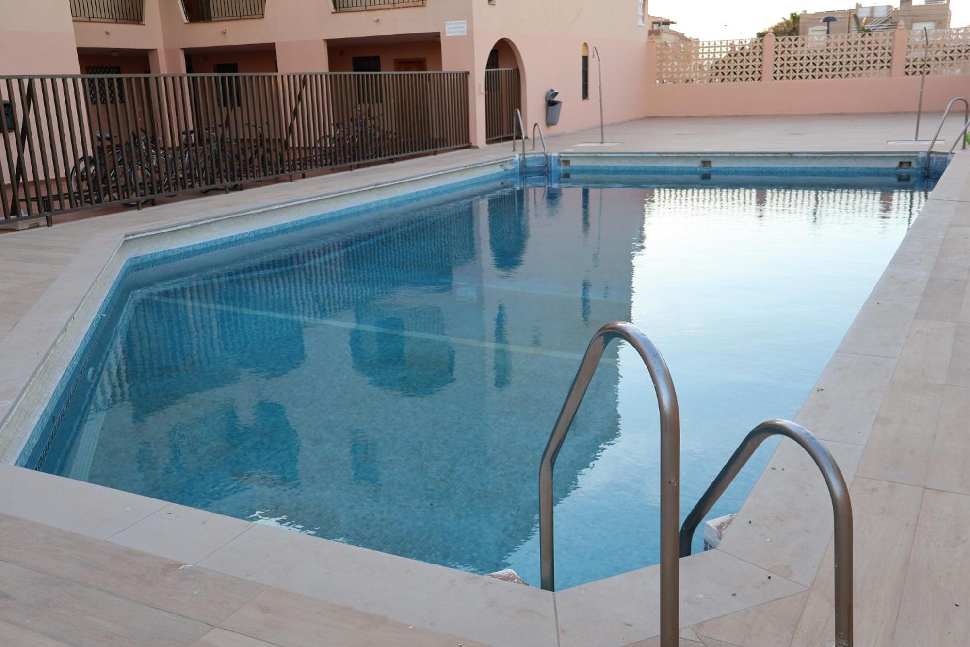 Apartment Con Terraza Y Piscina